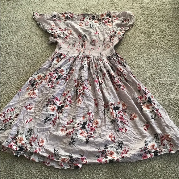 Torrid pink Floral smocked dress size00 - Picture 6 of 9